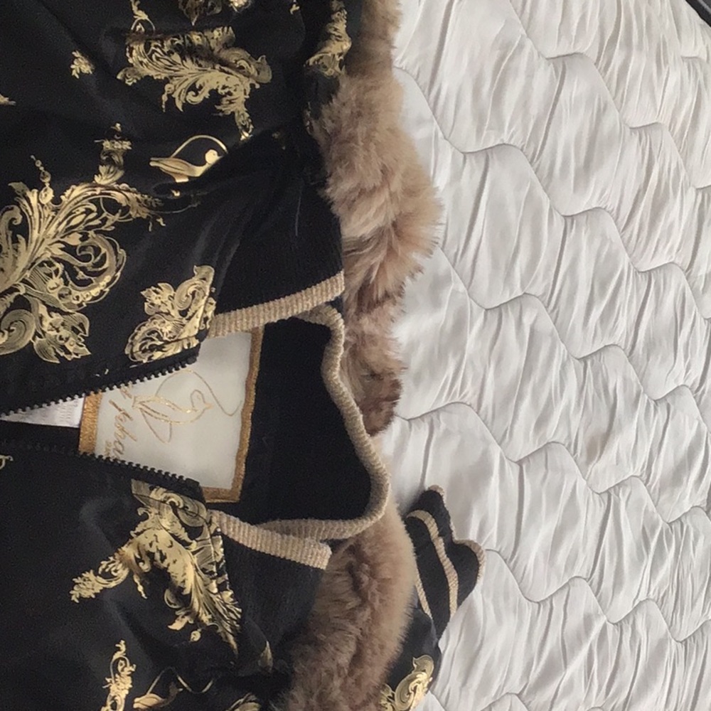 Jacket - Picture 3 of 6